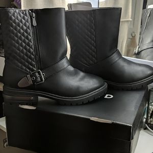 Black Quilted Boot w/ Buckles